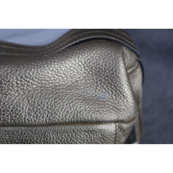 B Makowsky Shoulder Bag Womens Medium Gold White Leather Zip Purse Handbag - Picture 8 of 11